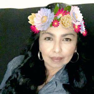 Meet your Posher, Macaria